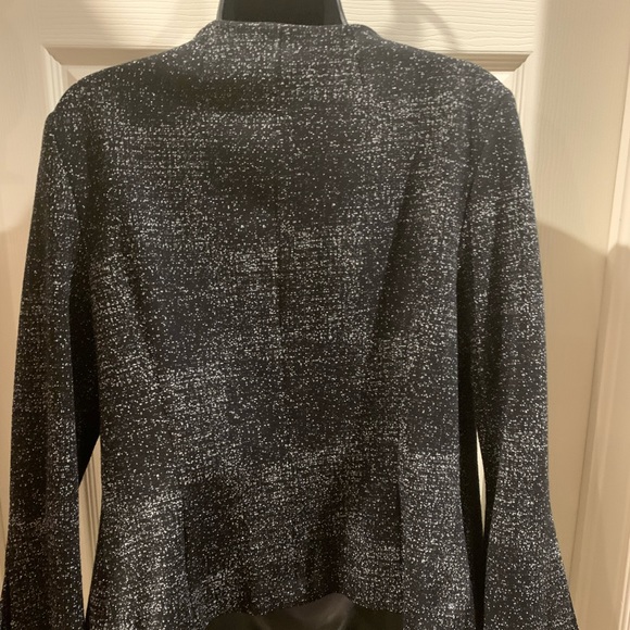 Melanie Lynne - Cute Sparkly Jacket - Picture 2 of 4